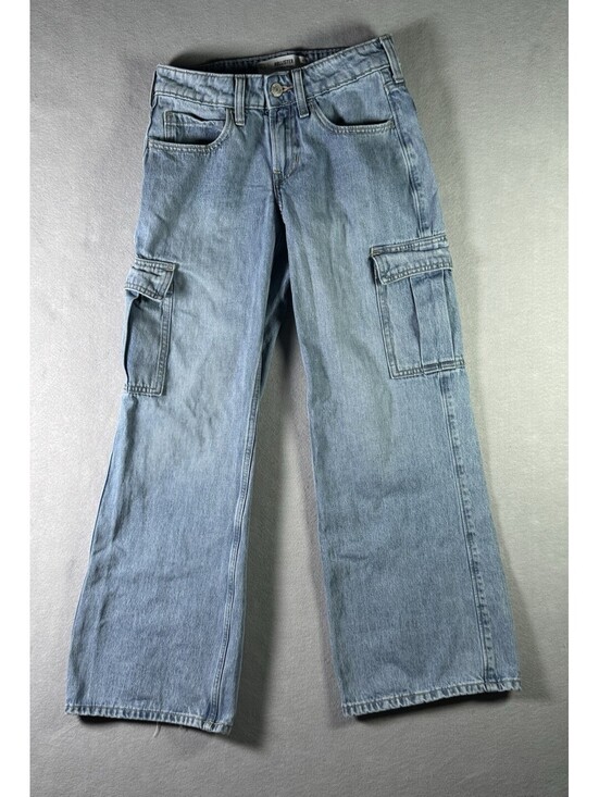 Hollister Denim - Hollister Low-Rise Baggy Cargo Jeans  Size 000S W23 Short